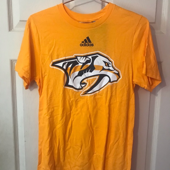 Nashville Predators Logo Adidas Yellow T-Shirt New with Defects Mens Small S - Picture 1 of 12
